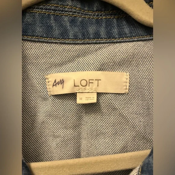 LOFT Denim Bow Top - Picture 10 of 11